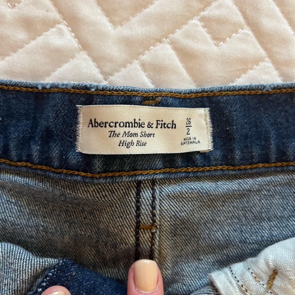 Abercrombie mom shorts